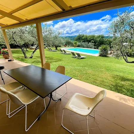 Fabulous In Location With Sensational Views - Sleeps 14 Villa Belvedere (Perugia)