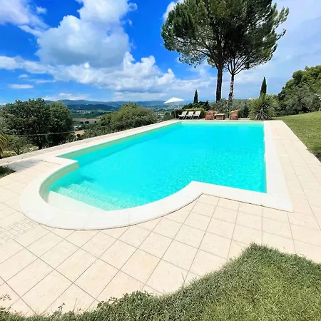 Fabulous In Location With Sensational Views - Sleeps 14 Villa Belvedere (Perugia)