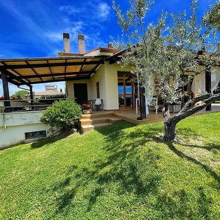 Villa Fabulous In Location With Sensational Views - Sleeps 14 Belvedere (Perugia)