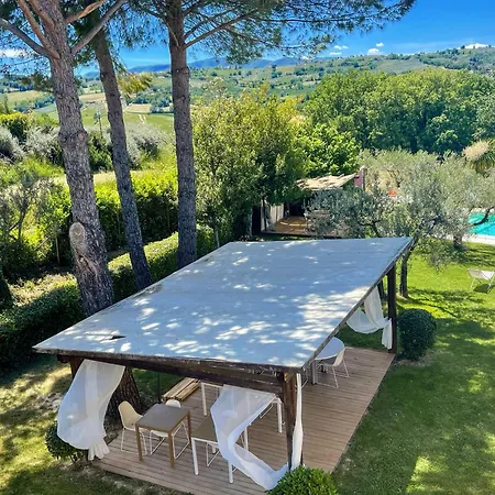 Villa Fabulous In Location With Sensational Views - Sleeps 14 Belvedere (Perugia)