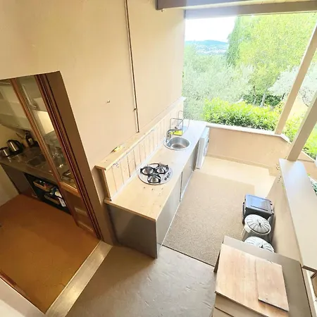 Fabulous In Location With Sensational Views - Sleeps 14 *