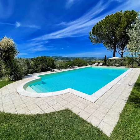 Fabulous In Location With Sensational Views - Sleeps 14 * Belvedere (Perugia)