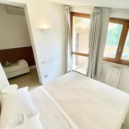 Villa Fabulous In Location With Sensational Views - Sleeps 14 Belvedere (Perugia)