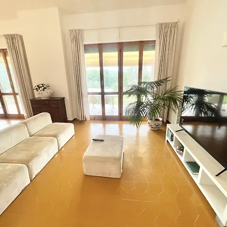 Fabulous In Location With Sensational Views - Sleeps 14 Villa Belvedere (Perugia)