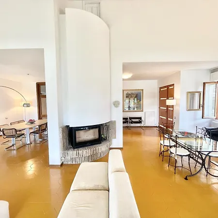 Villa Fabulous In Location With Sensational Views - Sleeps 14 Belvedere (Perugia)